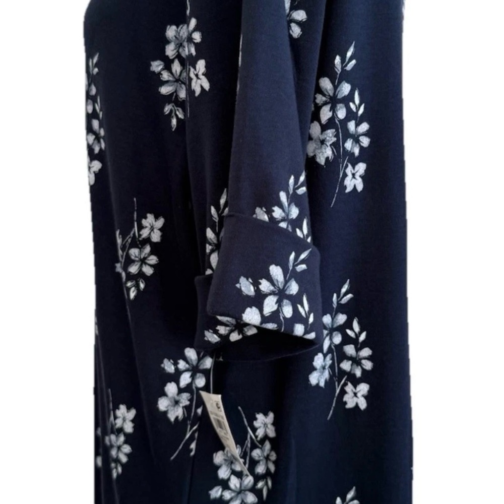 Style&Co. Women’s Short Sleeve Navy & Light Blue Floral Top, Plus Size 3X, NWT - Picture 6 of 12